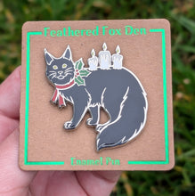 Load image into Gallery viewer, Yule Cat Pin
