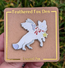 Load image into Gallery viewer, Yule Fox Pin
