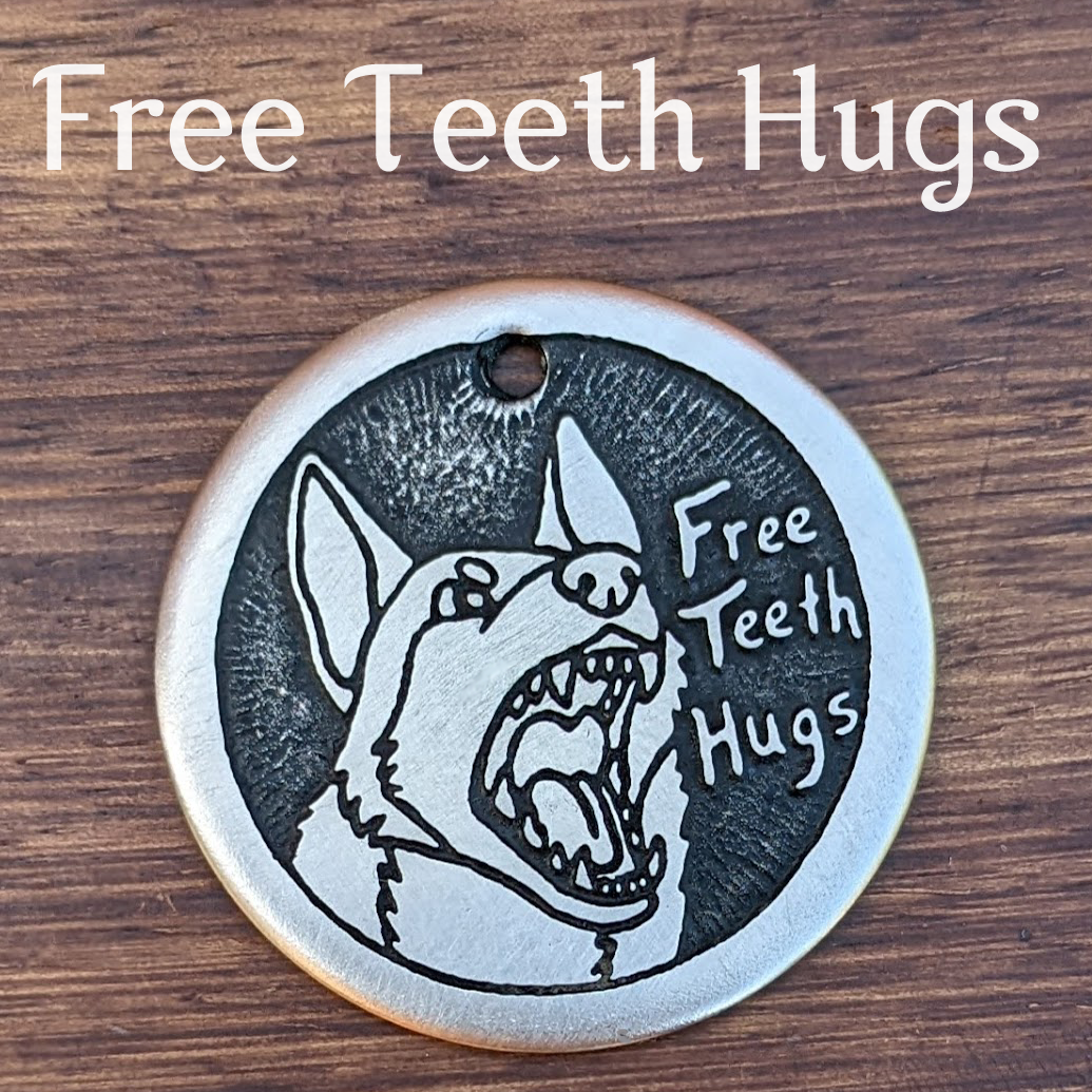 Teeth Hugs Pet Tag