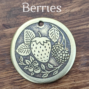 Berries Pet Tag