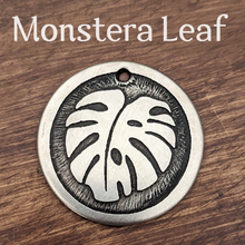 Load image into Gallery viewer, Monstera Leaf Pet Tag
